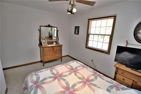 10035 Hamborg Rd, Roscoe, IL 61073 photo 16