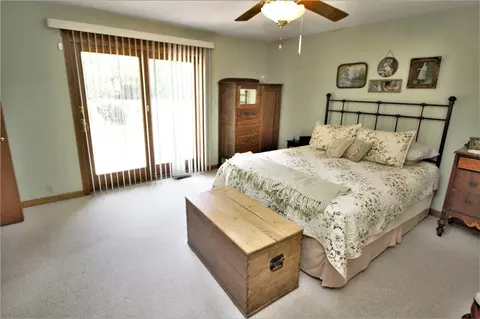 10035 Hamborg Rd, Roscoe, IL 61073 photo 13