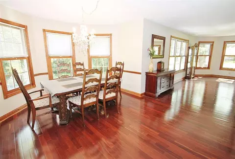 10283 Tybow Trl, Roscoe, IL 61073 photo 4