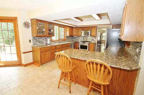 10283 Tybow Trl, Roscoe, IL 61073 photo 7