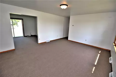 502 E 3rd St, Leaf River, IL 61047 photo 11