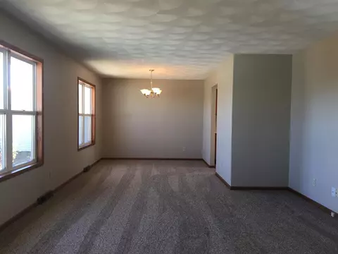 10882 Borage Trl, Roscoe, IL 61073 photo 5