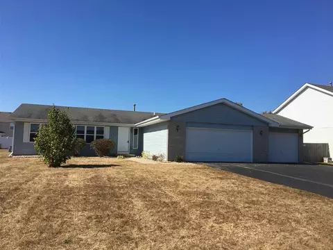 10882 Borage Trl, Roscoe, IL 61073 photo 1
