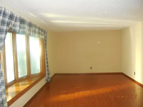 7280 Moss Canyon Rd, Cherry Valley, IL 61016 photo 7