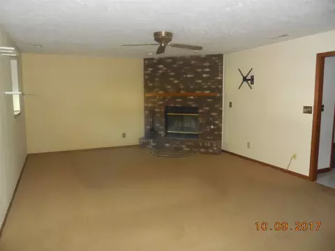 7280 Moss Canyon Rd, Cherry Valley, IL 61016 photo 9