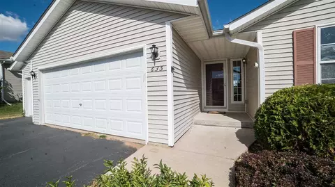 635 Ashleigh Ln, Roscoe, IL 61073 photo 2