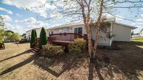 635 Ashleigh Ln, Roscoe, IL 61073 photo 6