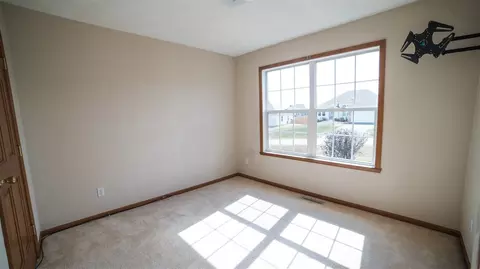 635 Ashleigh Ln, Roscoe, IL 61073 photo 18