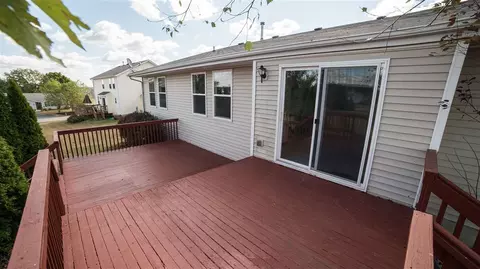 635 Ashleigh Ln, Roscoe, IL 61073 photo 5