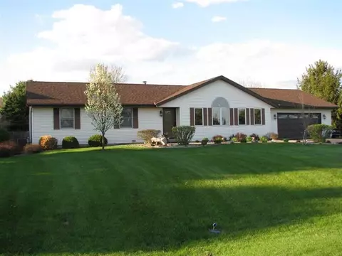 4020 Mockingbird Ln, Byron, IL 61010 photo 1