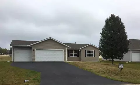 11243 Meadowsweet Ln, Roscoe, IL 61073 photo 2