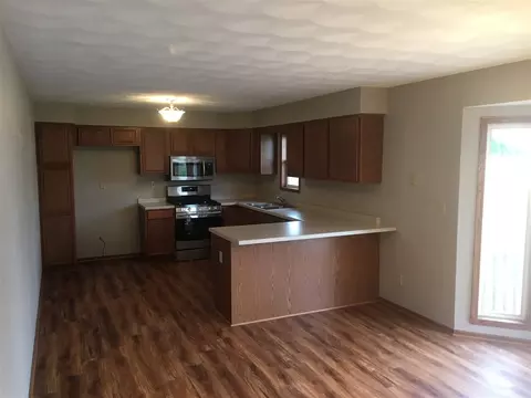 10848 Borage Trl, Roscoe, IL 61073 photo 2