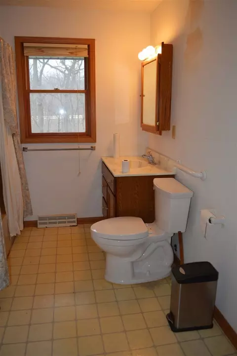 10830 Cross St, Roscoe, IL 61073 photo 9