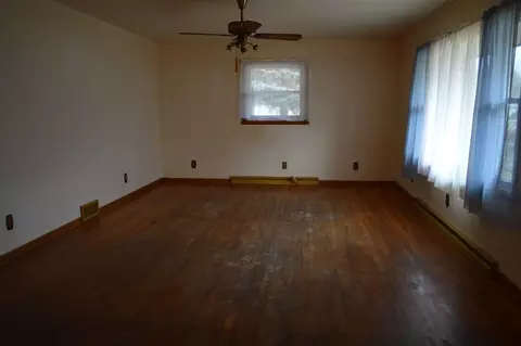 10830 Cross St, Roscoe, IL 61073 photo 5