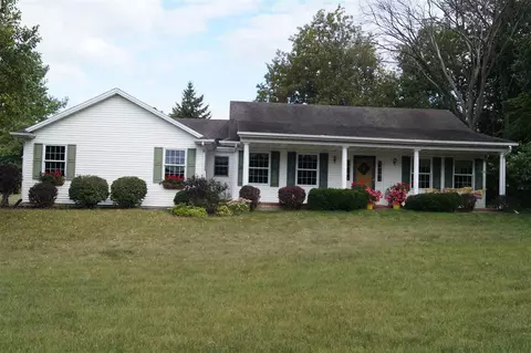 11343 Dwyer Ln, Roscoe, IL 61073 photo 1