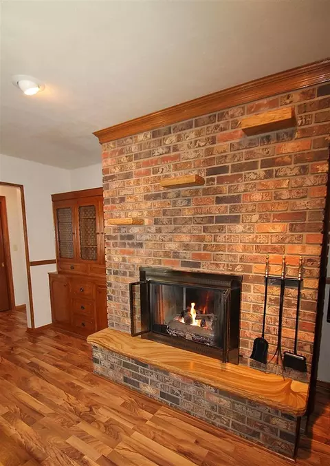 7917 Burr Oak Rd, Roscoe, IL 61073 photo 6