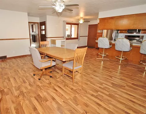 7917 Burr Oak Rd, Roscoe, IL 61073 photo 3