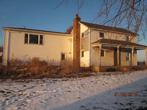 8982 E Maize Rd, Ridott, IL 61067 photo 1
