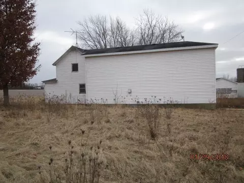 8982 E Maize Rd, Ridott, IL 61067 photo 22