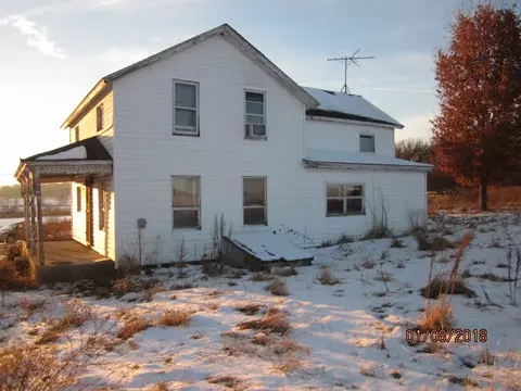 8982 E Maize Rd, Ridott, IL 61067 photo 24