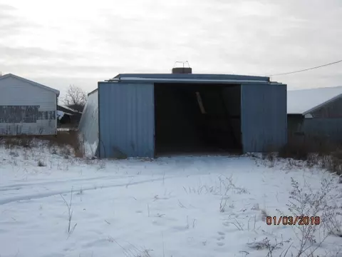 8982 E Maize Rd, Ridott, IL 61067 photo 4