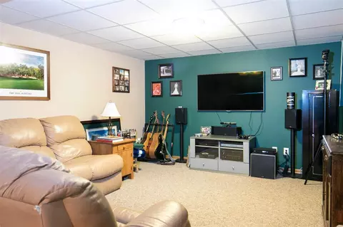 511 Merilot Dr, Roscoe, IL 61073 photo 21