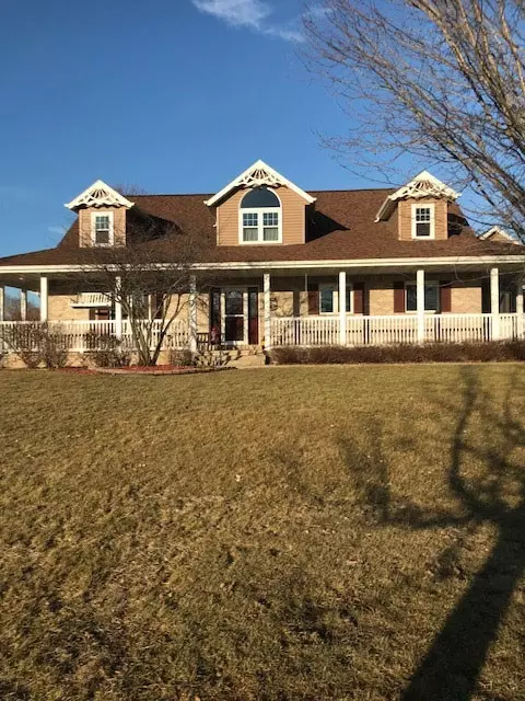 15051 Telegraph Rd, Pecatonica, IL 61063 photo 1