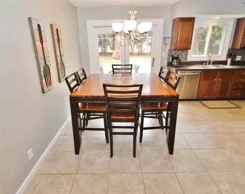 6969 Michelle Dr, Roscoe, IL 61073 photo 9