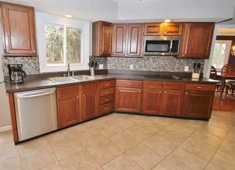 6969 Michelle Dr, Roscoe, IL 61073 photo 7