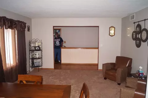 6453 Greystone Dr, Roscoe, IL 61073 photo 14