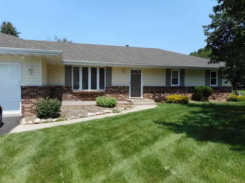 7464 Farview Dr, Cherry Valley, IL 61016 photo 18