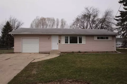 316 E 7th St, Belvidere, IL 61008 photo 1