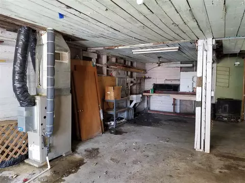320 E Main St, Capron, IL 61012 photo 13