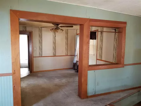 320 E Main St, Capron, IL 61012 photo 2
