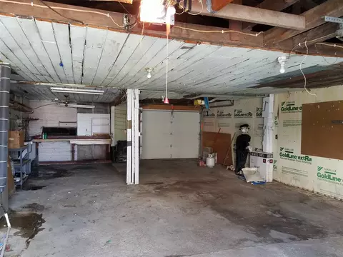 320 E Main St, Capron, IL 61012 photo 11