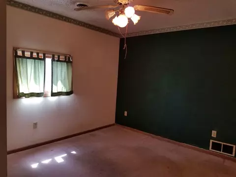 320 E Main St, Capron, IL 61012 photo 7