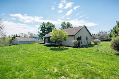 8564 Secret Way, Roscoe, IL 61073 photo 3