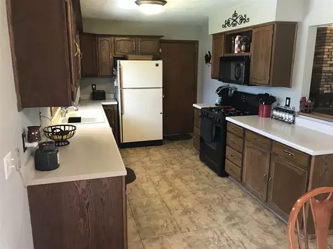 15710 E Timberlane Dr, Davis Junction, IL 61020 photo 7