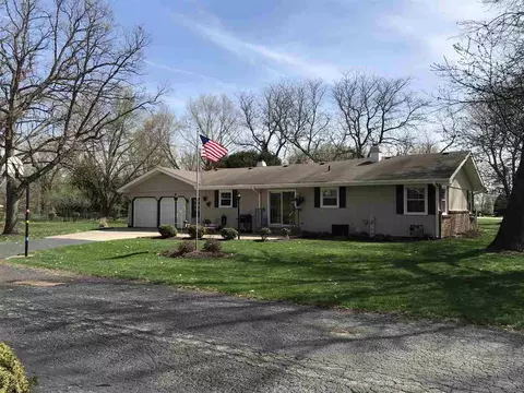 15710 E Timberlane Dr, Davis Junction, IL 61020 photo 4