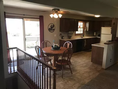 15710 E Timberlane Dr, Davis Junction, IL 61020 photo 5