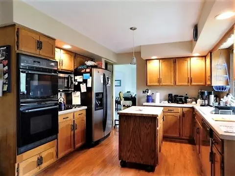 10306 William Trl, Roscoe, IL 61073 photo 7