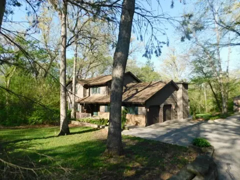 10306 William Trl, Roscoe, IL 61073 photo 1