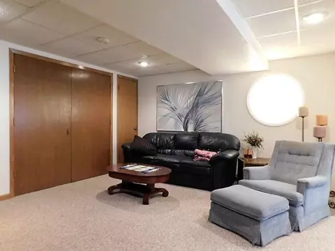 10306 William Trl, Roscoe, IL 61073 photo 14