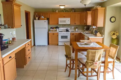 609 Overture Way, Roscoe, IL 61073 photo 4