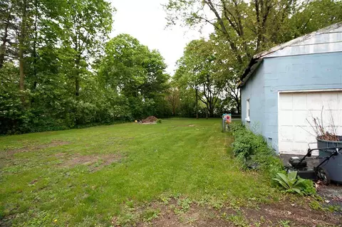 5303 Glenn Dr, Roscoe, IL 61073 photo 3