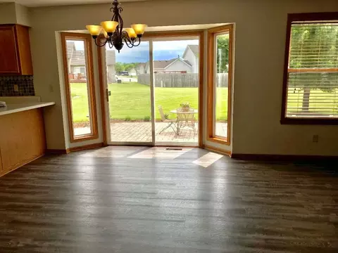 715 Kristi Dr, Byron, IL 61010 photo 9