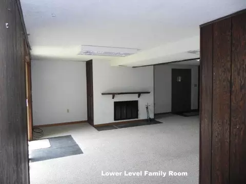 1090 Winborne, Lake Summerset, IL 61019 photo 7