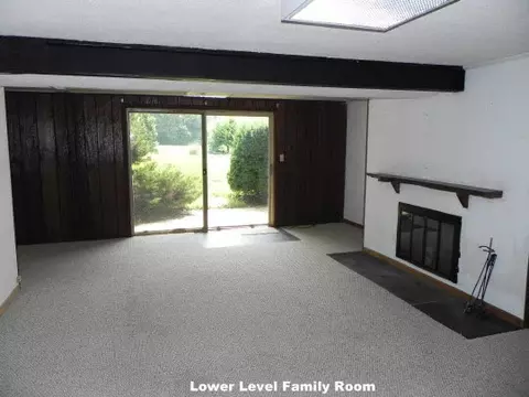 1090 Winborne, Lake Summerset, IL 61019 photo 8