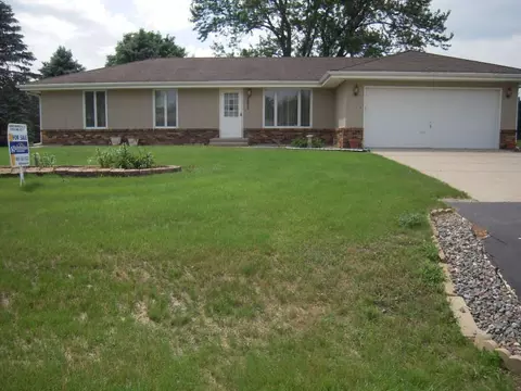 11790 Wagon Ln, Roscoe, IL 61073 photo 1