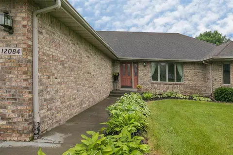 12084 Whispering Winds Dr, Roscoe, IL 61073 photo 3